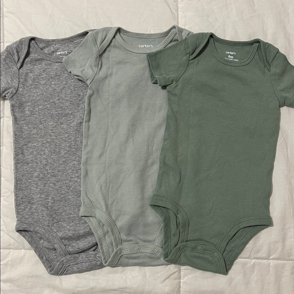 Carter's Green & Gray Bodysuits - 3